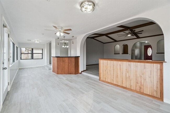 Building Photo - 11805 Ashford Dr