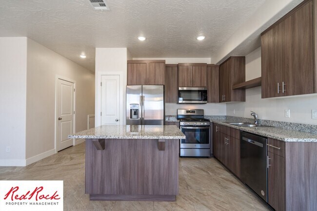 Building Photo - 1005 Tortoise Rock Dr