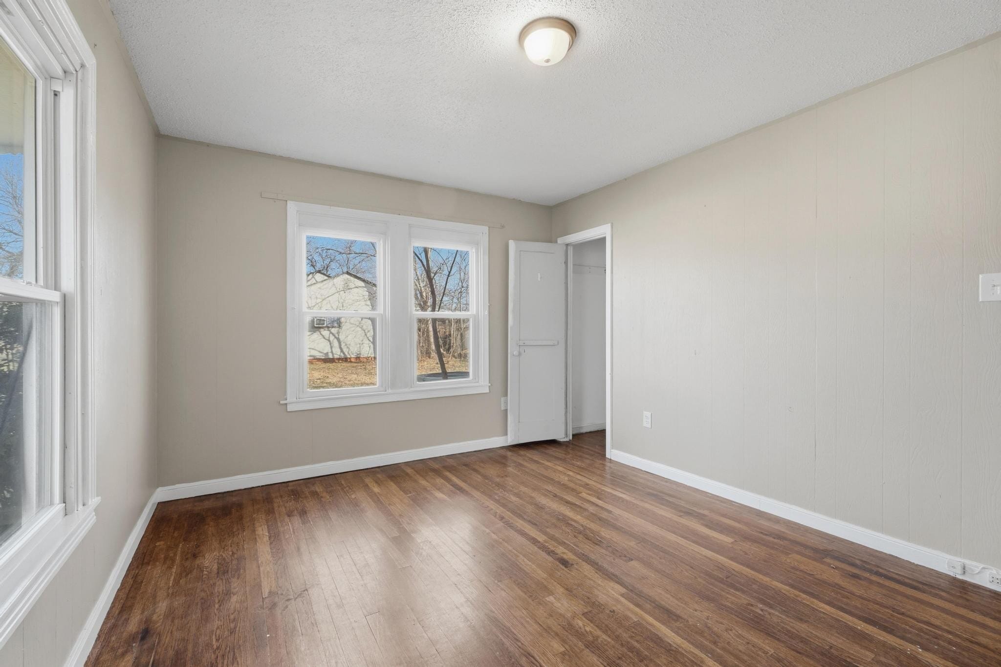 Building Photo - 2857 S 5th St