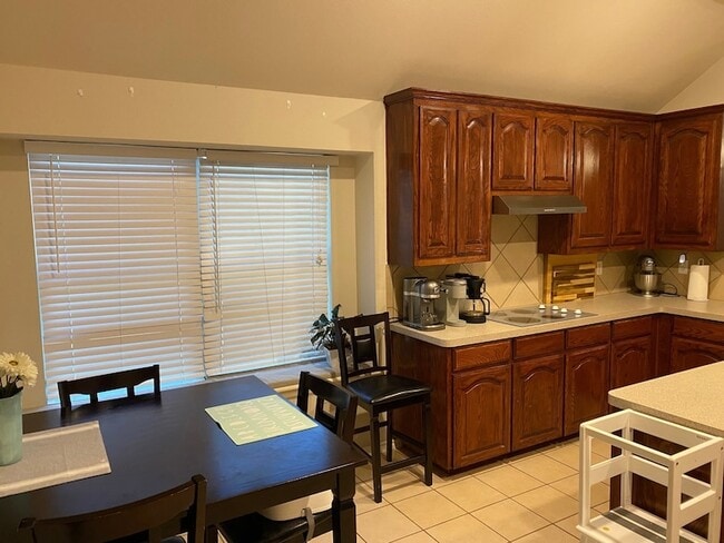 Building Photo - 5827 Silver Sage Ln