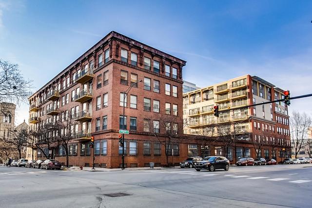 Building Photo - 1910 S Indiana Ave