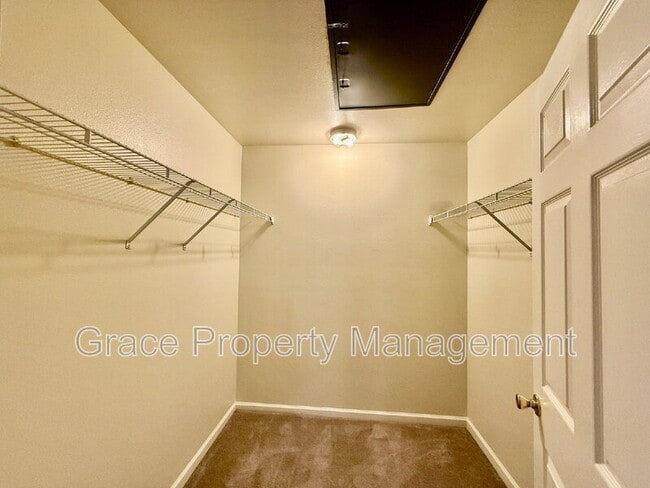 Building Photo - 1146 Opal St