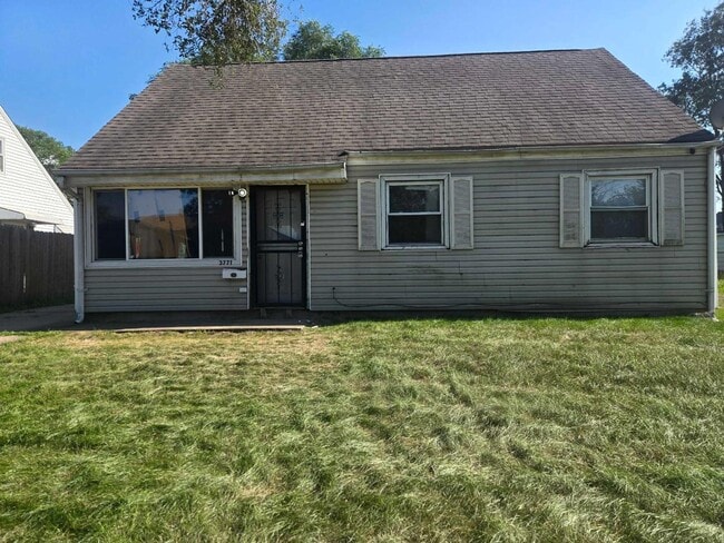 Primary Photo - 3771 W 20th Ave
