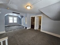 Building Photo - 102 South St