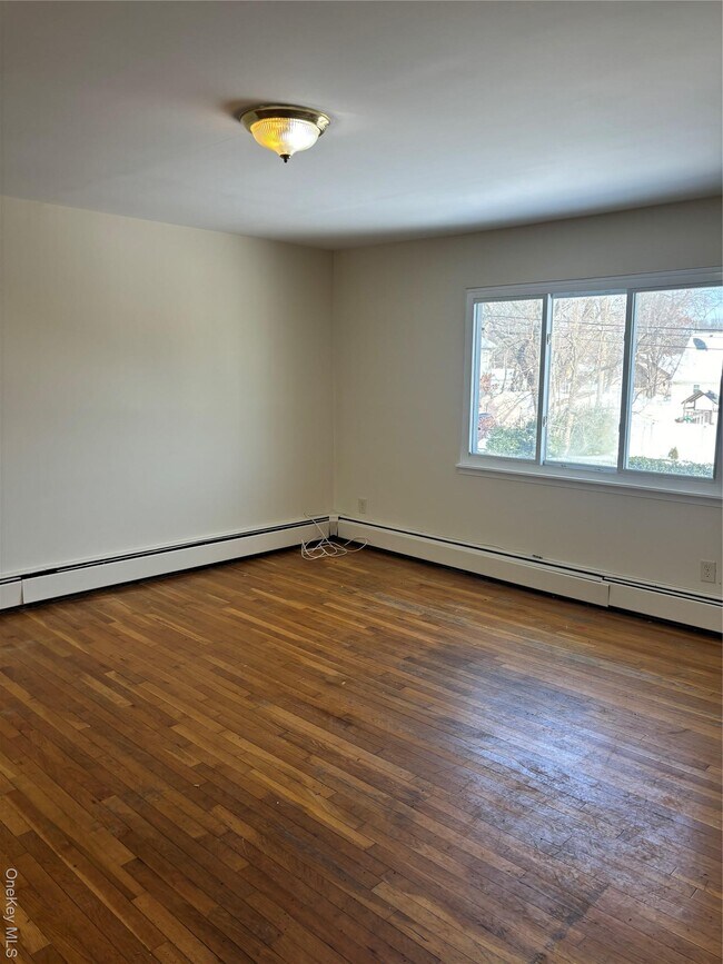 Building Photo - 148 N 22nd St