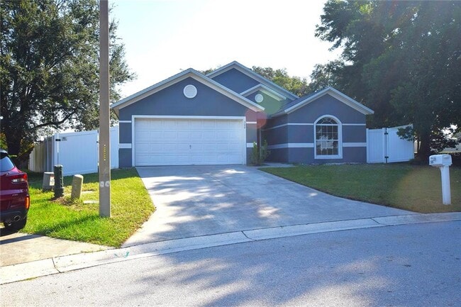 Primary Photo - 500 Lake Charles Dr
