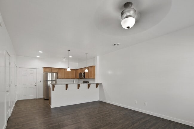 Building Photo - 11213 W Gabrielle Dr