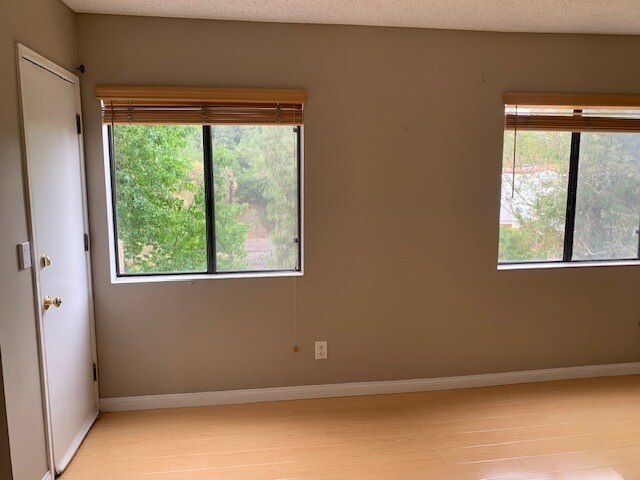 Building Photo - 4866 Via Colina
