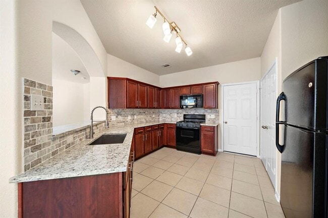 Building Photo - 2407 Lacyberry St
