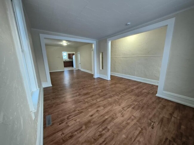 Building Photo - 1114 Cumming Ave