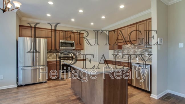 Building Photo - 11509 Woodcliff Dr