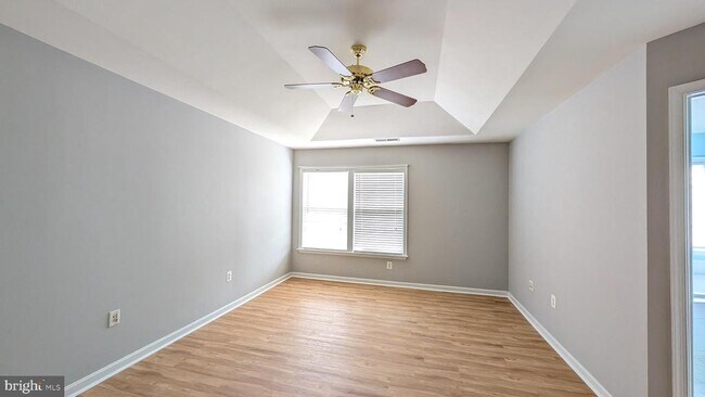 Building Photo - 13996 Khalid Ln