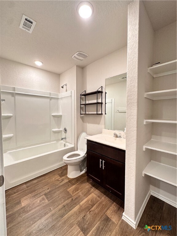 Building Photo - 101 Calgary Ln