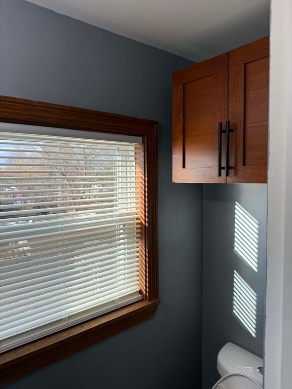 Building Photo - 6 Lawn St