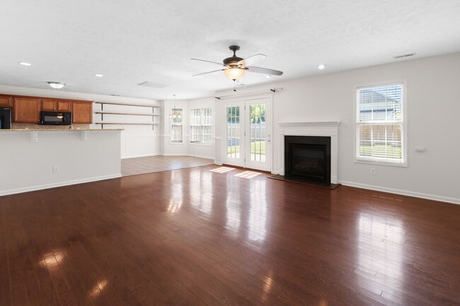 Building Photo - 149 Brightwood Dr