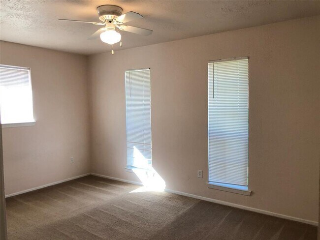 Building Photo - 16815 Bougainvilla Ln