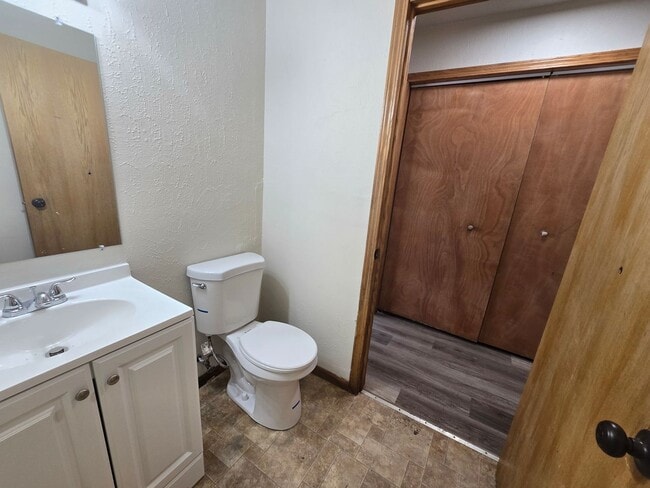 Building Photo - 2098 Imperial Ln