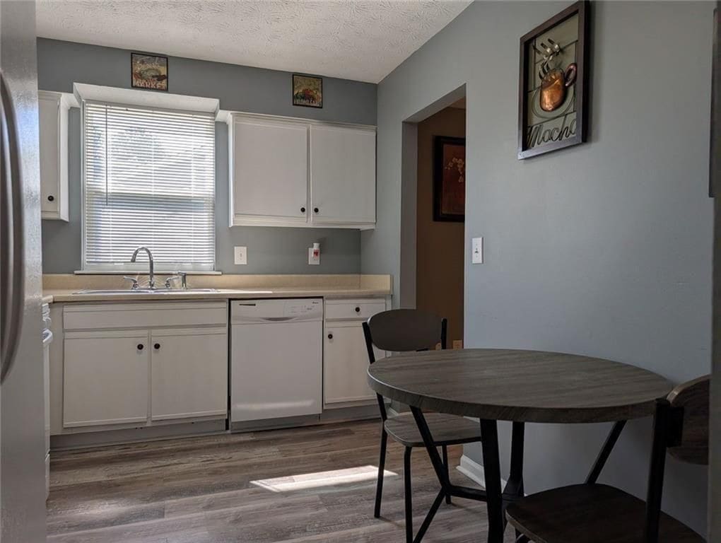 Building Photo - 2470 Corner Shoals Dr