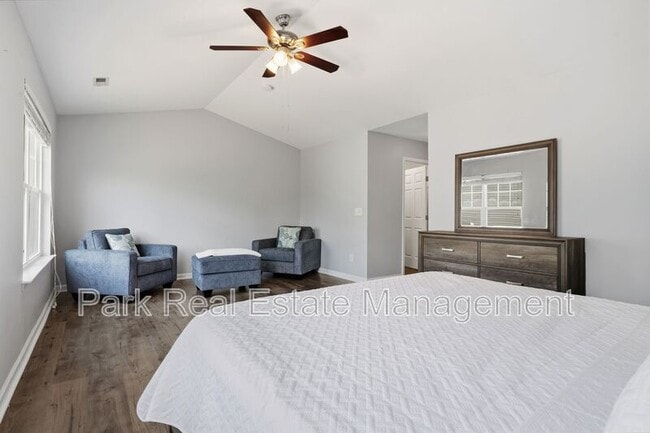 Building Photo - 1326 Stone Manor Dr