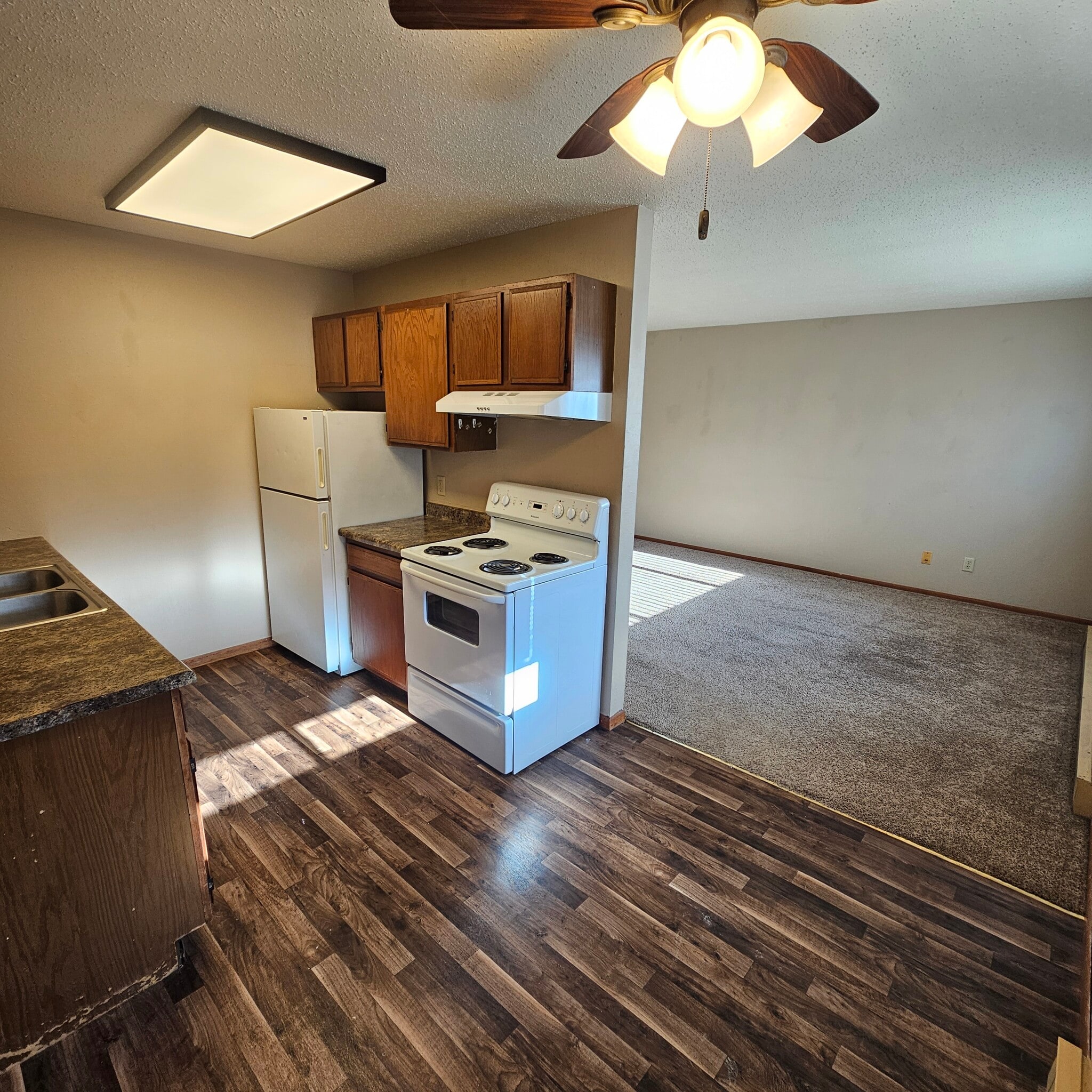 Dining Area - 530 5th St E