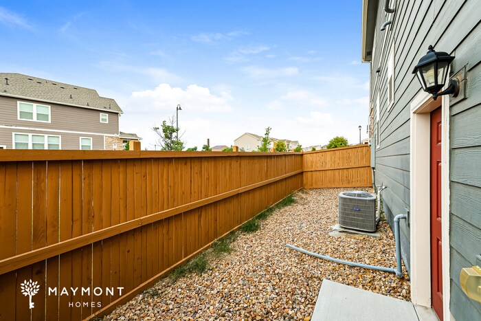 Building Photo - 13501 Oneida Ln