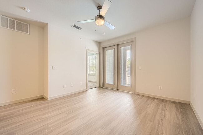 Building Photo - Heritage Estates at Edmonds