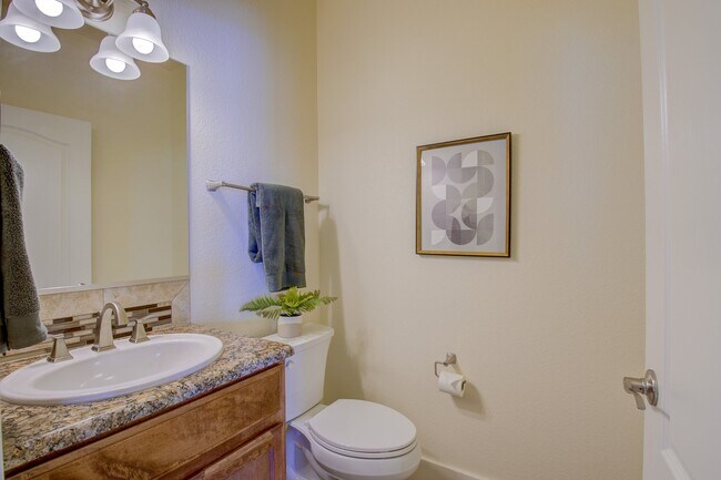 Building Photo - 7401 Turnbull Ct