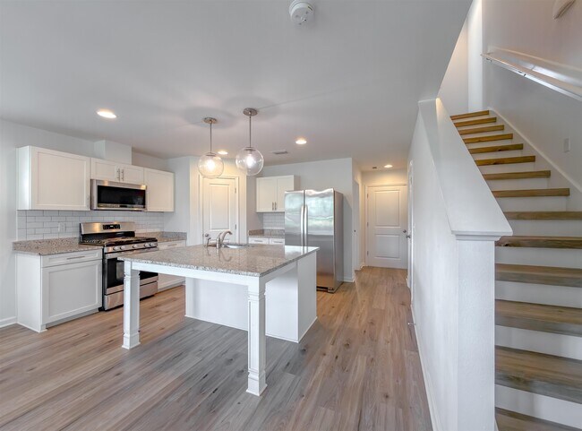 Building Photo - 2848 Blue Blossom Trail