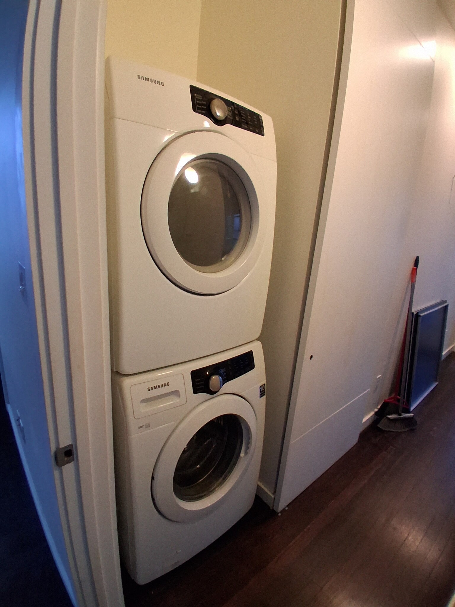 Building Photo - 6324 Annunciation St