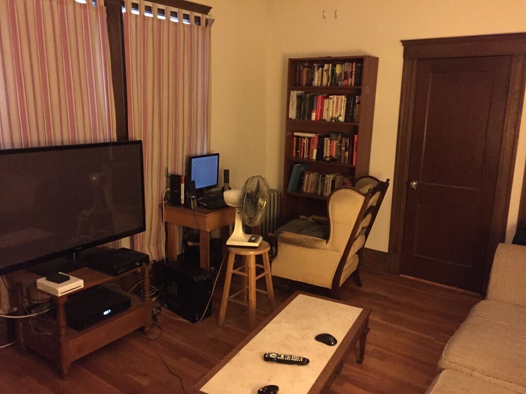 Building Photo - 51 Adams St