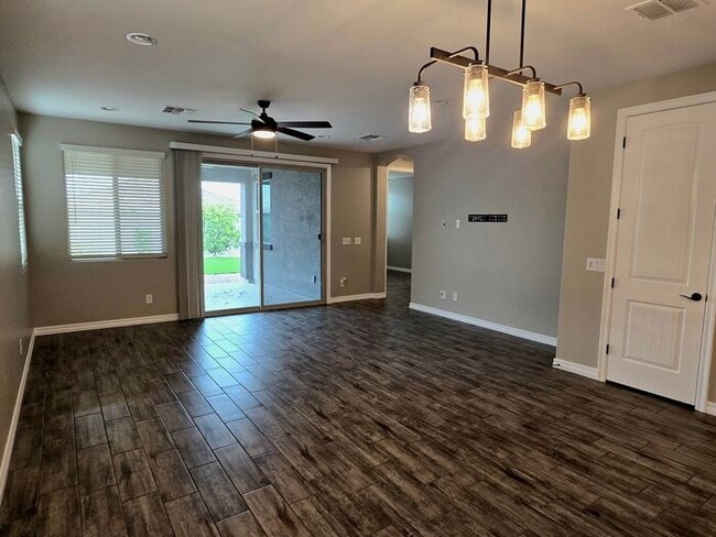 Building Photo - $300 MOVE-IN DISCOUNT - 3-BEDROOM WITH COMMUNITY POOL