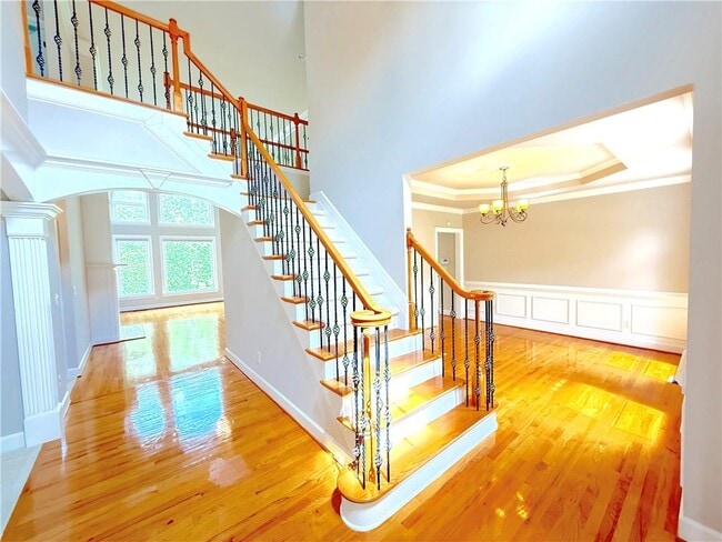 Building Photo - 3500 Millwater Crossing NE