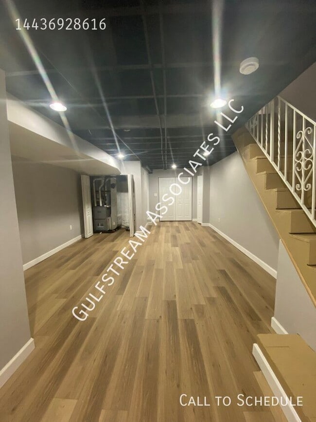 Building Photo - 2849 W Mulberry St
