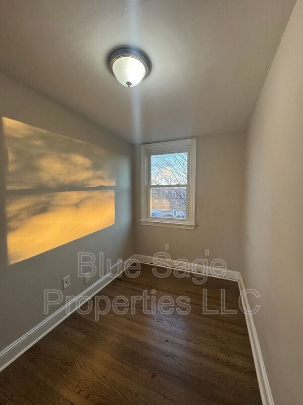 Building Photo - 279 Westpark Ln