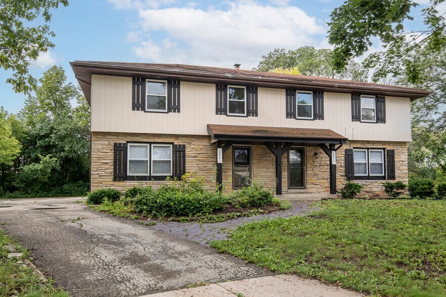 Primary Photo - 2621 N 122nd St