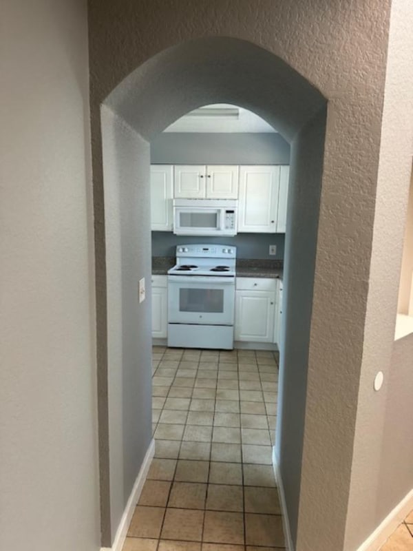 Building Photo - 242 Dawn Ct