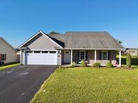 Building Photo - Available for the 2026-2027 lease term.