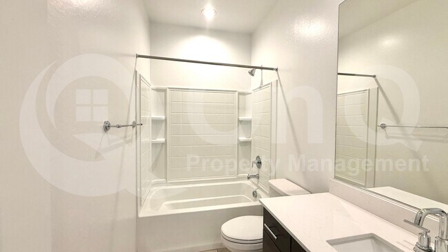 Building Photo - 5324 S 24th Ln