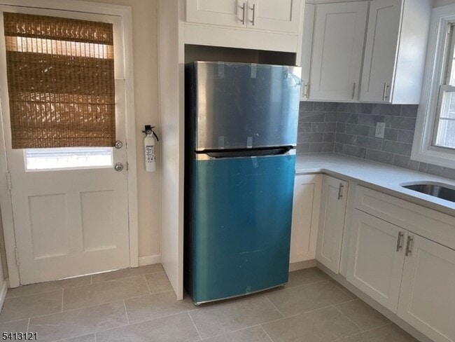 Building Photo - 58 Whitaker Ave