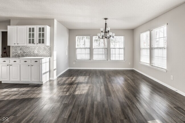 Building Photo - 12703 Courage Crossing