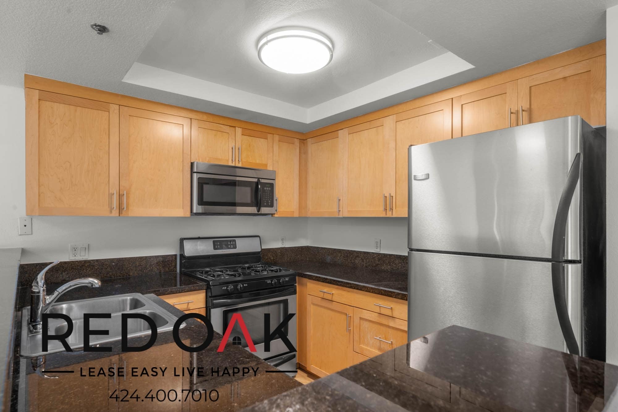 Building Photo - 939 Palm Ave