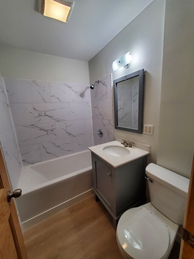 Building Photo - 10051 Magnolia St NW