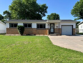 Building Photo - Newly Remodeled 3 Bed 1 Bath Home in Derby!!