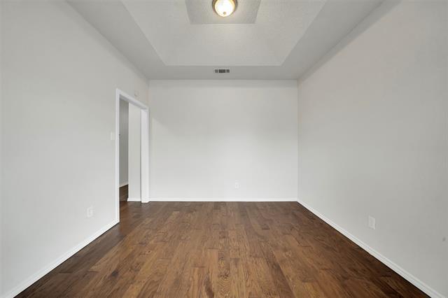 Building Photo - 5102 Wood Creek Ln