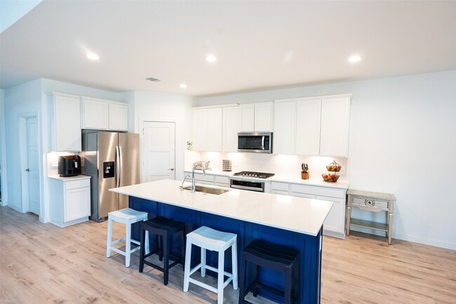 Building Photo - 14035 Vly Crk Ct