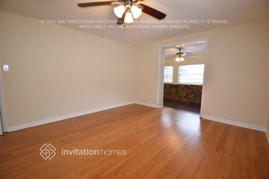 Building Photo - 2253 Hama Dr