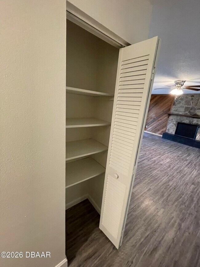 Building Photo - 90 Hickory Hills Cir