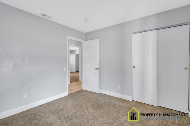 Building Photo - Remodeled 4-Bedroom Retreat with Large Backyard