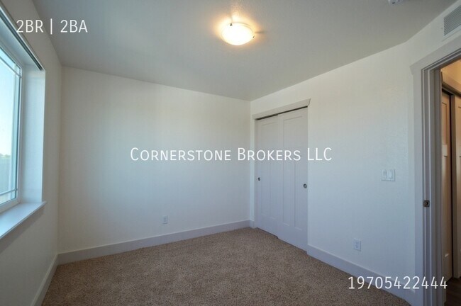 Building Photo - 107 Parkview Ct