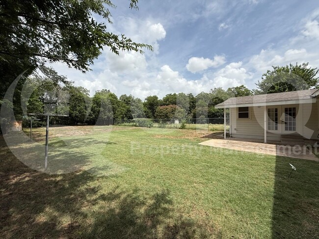 Building Photo - 3216 Marys Ln